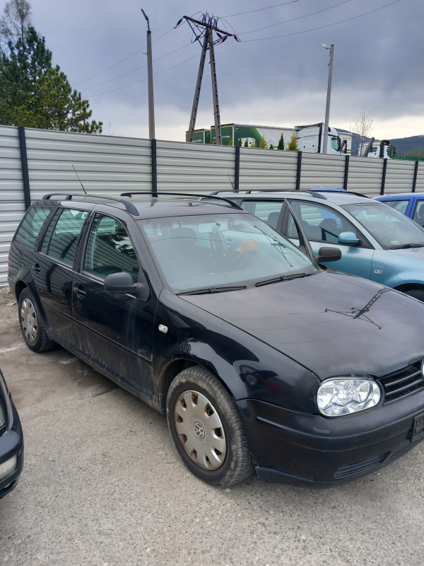 VW Golf IV 1.4 16v kombi