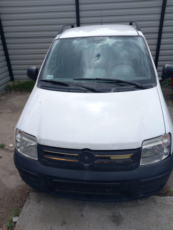 FIATV PANDA 1,1 2003 R