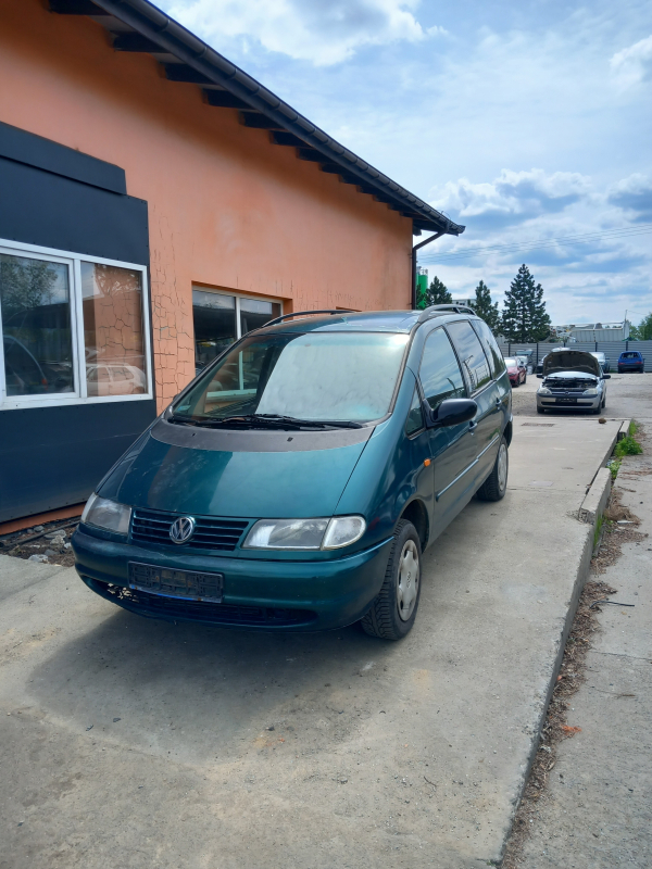 VW SHARAN 1996R  1,9 TDI