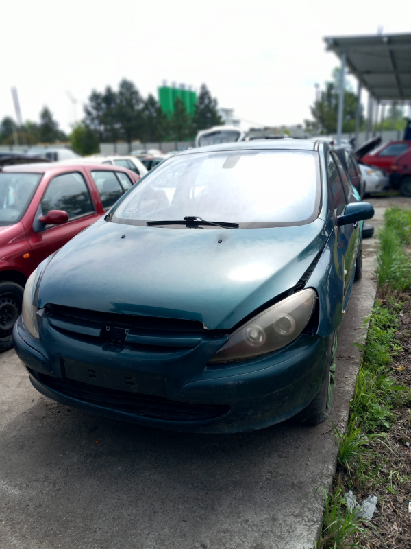 POEUGEOT 307 2002R  1,6 B