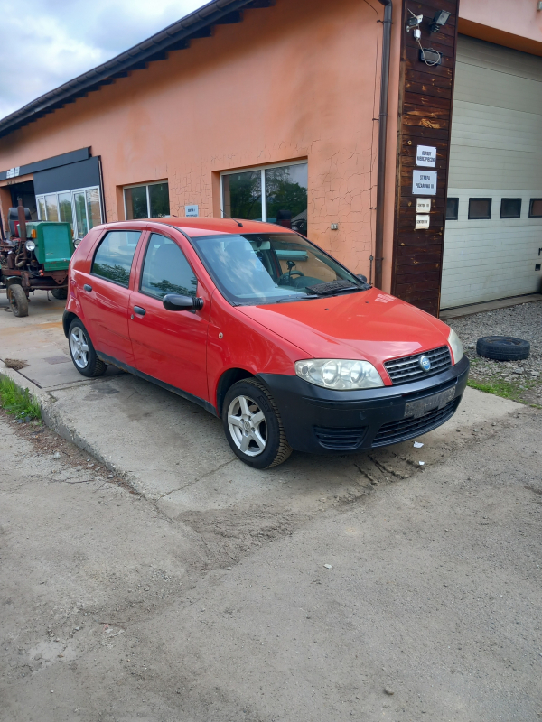 PUNTO 2 FL 2004 1,2B