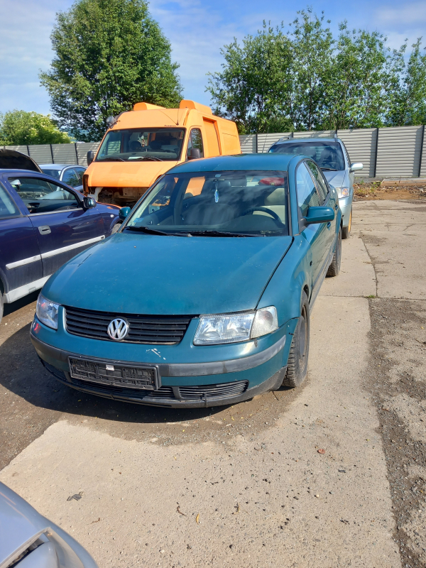 VW PASSAT B5 1998R 1,9 TDI SEDAN