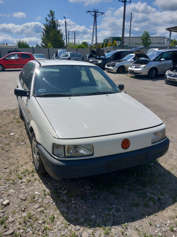 VW  PASSAT B3 1995R  1,6 TDI