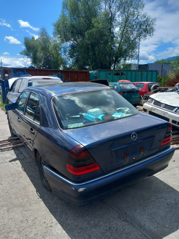 MERCEDES C220  1999R  2,1 D
